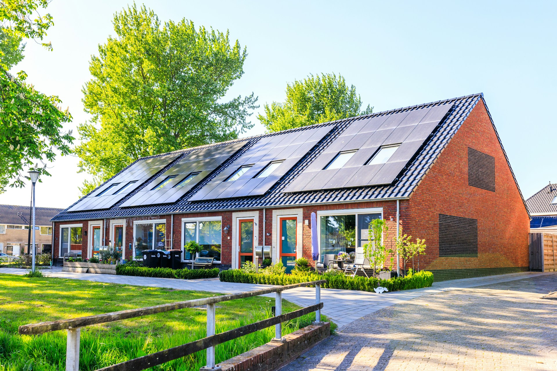 Global Solar Technology